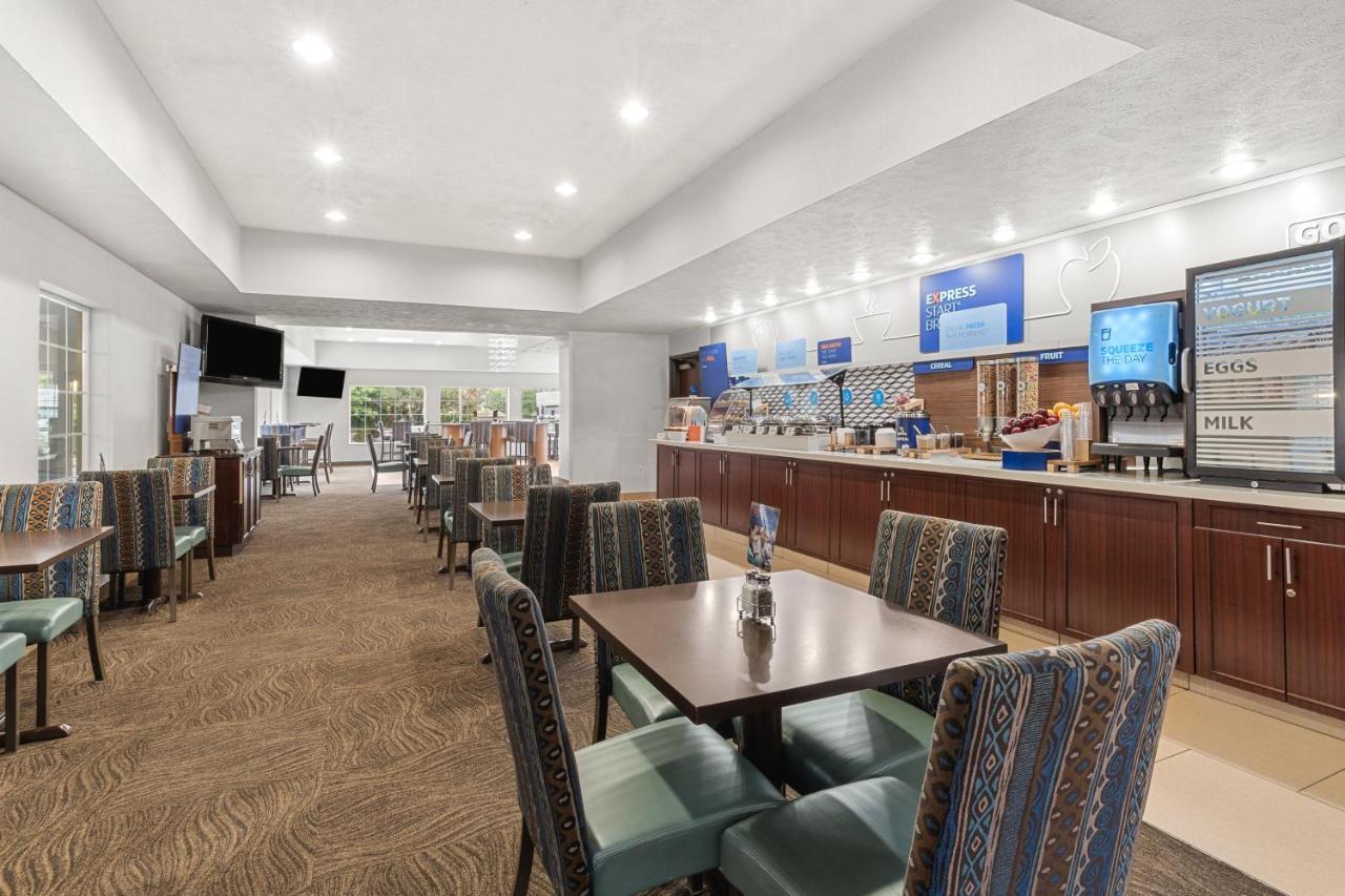 Holiday Inn Express Wenatchee By Ihg Εξωτερικό φωτογραφία